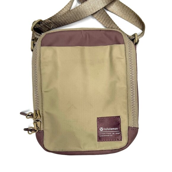 Lululemon Easy Access Crossbody Bag in Twilight Rose / Trench - Picture 3 of 7